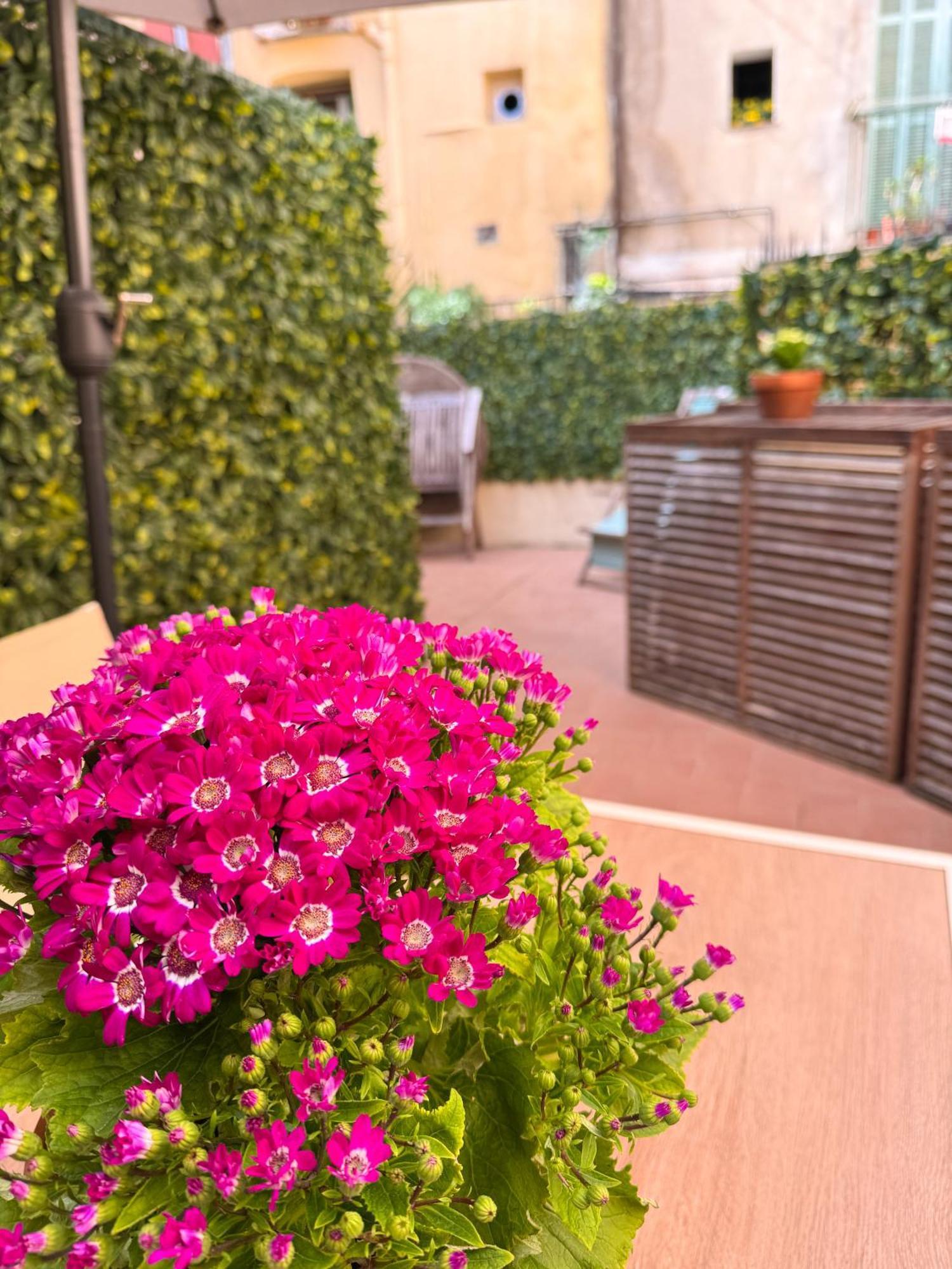 Le Mattoni 3 Apartment Menton Exterior photo